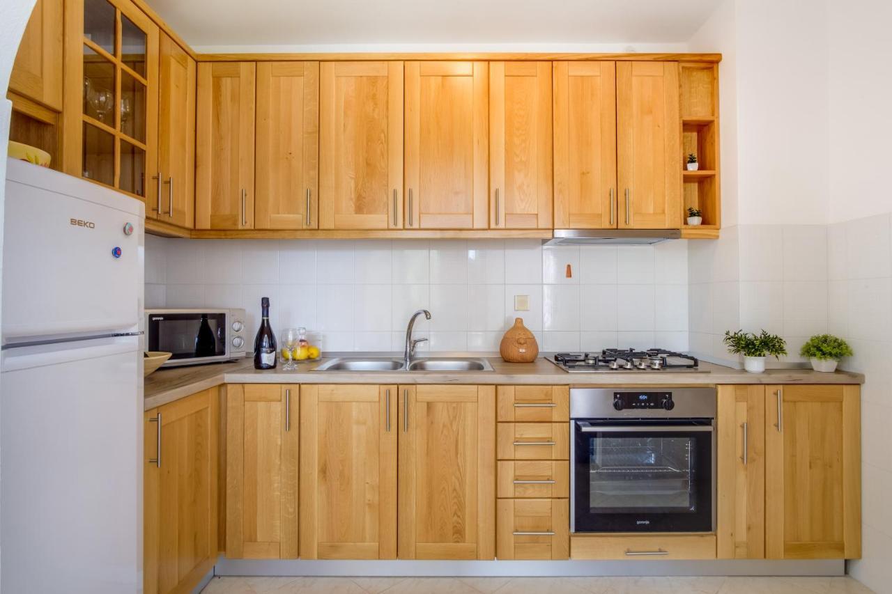 Apartments Franjo Mali Lošinj Екстериор снимка