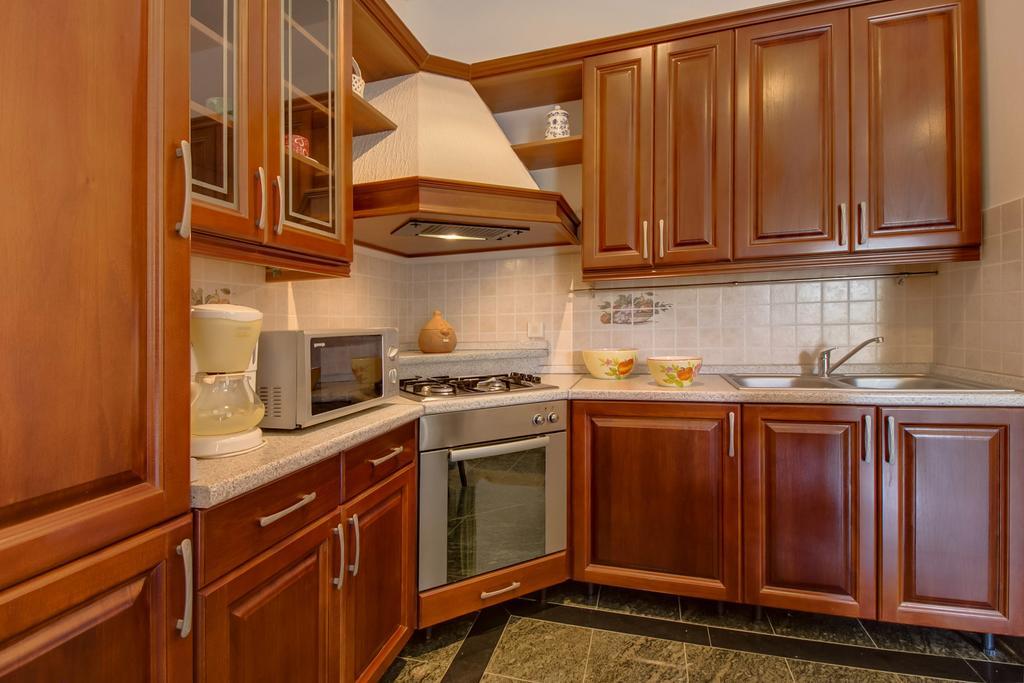 Apartments Franjo Mali Lošinj Стая снимка
